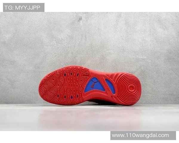 Puma篮球鞋搭配指南让你轻松打造时尚运动风格 Puma篮球鞋搭配指南让你轻松打造时尚运动风格